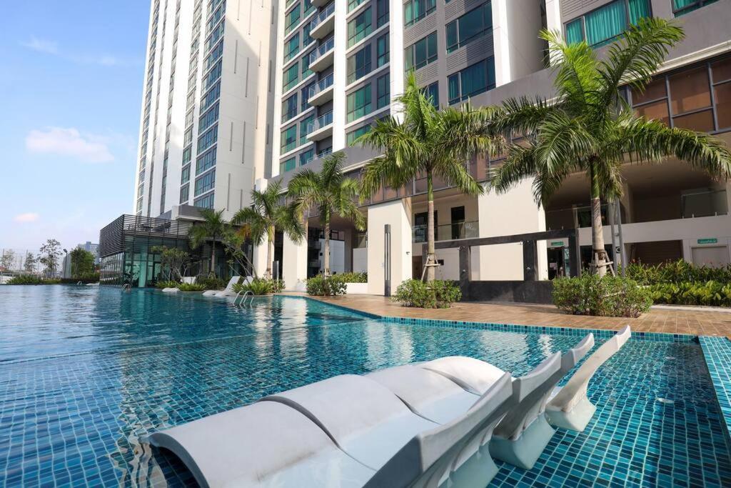 Elegant Homes 9Pax 5Bed Sunway Pyramid-Lagoon 2 Car Park Петалинг Джая Екстериор снимка